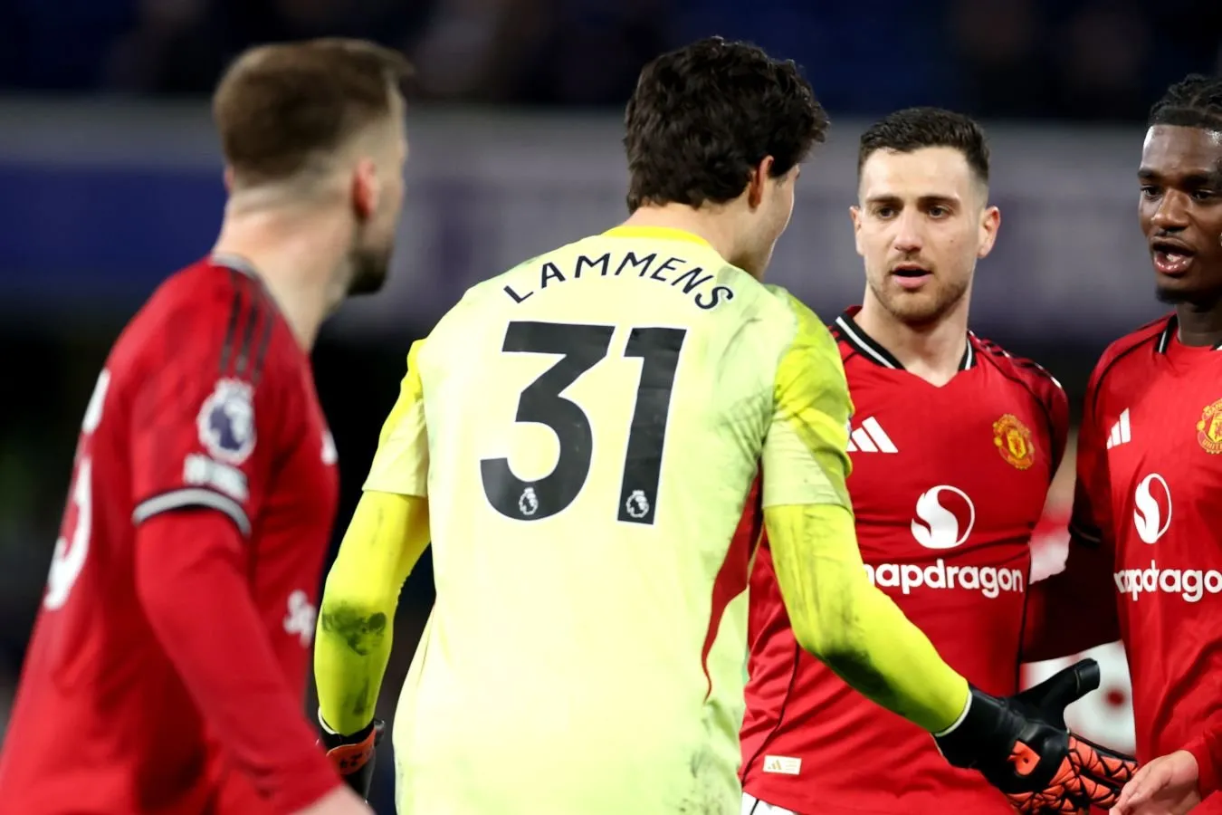 "Manchester Yunayted" birinchi marta mavsumning 1-turida APLning yangi klubiga mag'lub bo'ldi.