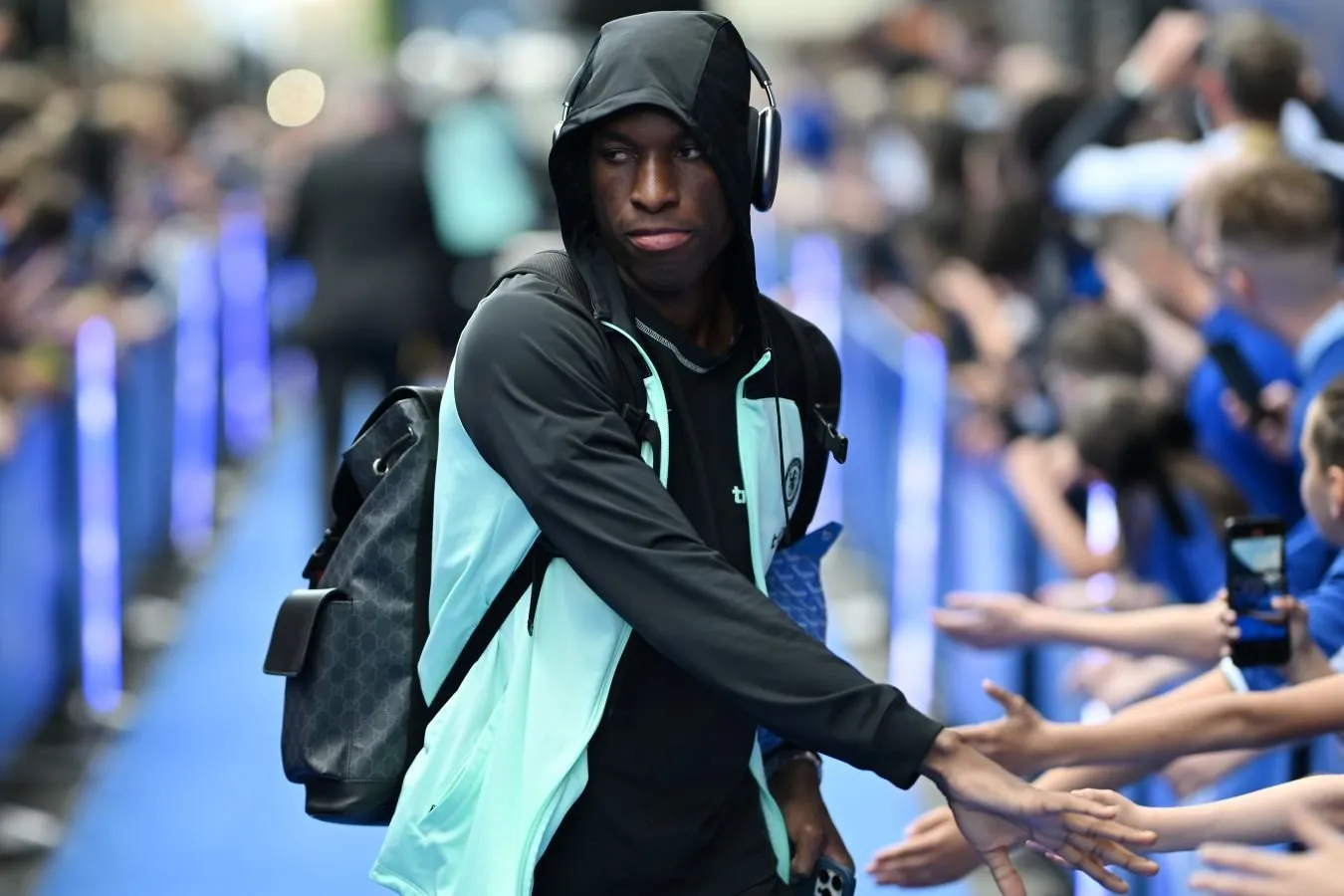Aston Villa Nikolas Jekson o'tkazish uchun 70 million-Aun