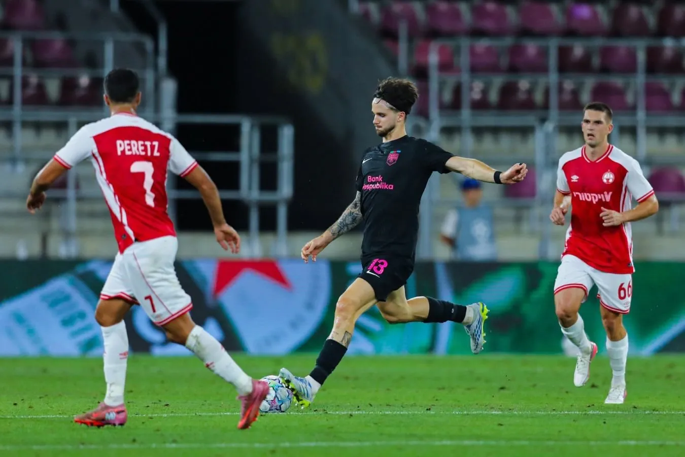 Chempionlar Ligasi saralash o'yinining to'g'ridan-to'g'ri video translyatsiyasining boshlanishi Sabah haPoel B-Sh
